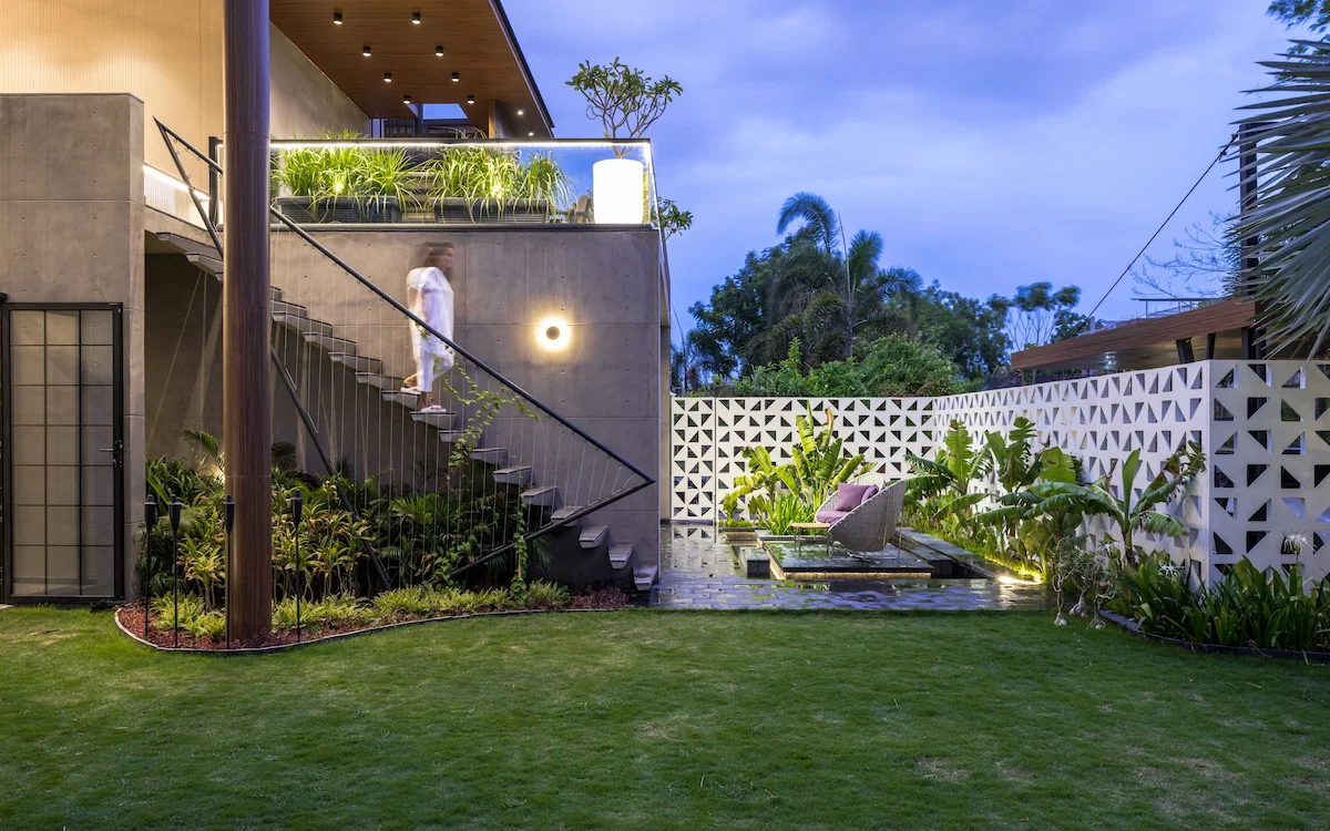 The plant palette includes shrubs that create enclosures with sculptural plants, while existing palms are retained and complemented by native flowering trees, offering the clients a seasonal garden experience. — Gala Lotus project detail, Sculpting Grounds