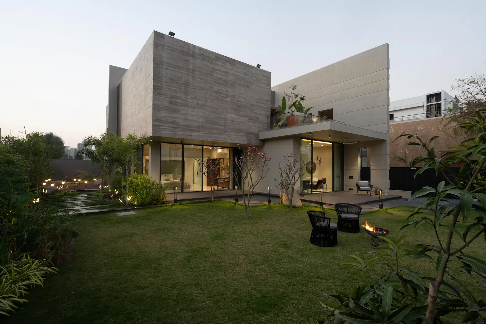 Whispers of home — project image 5 of 11